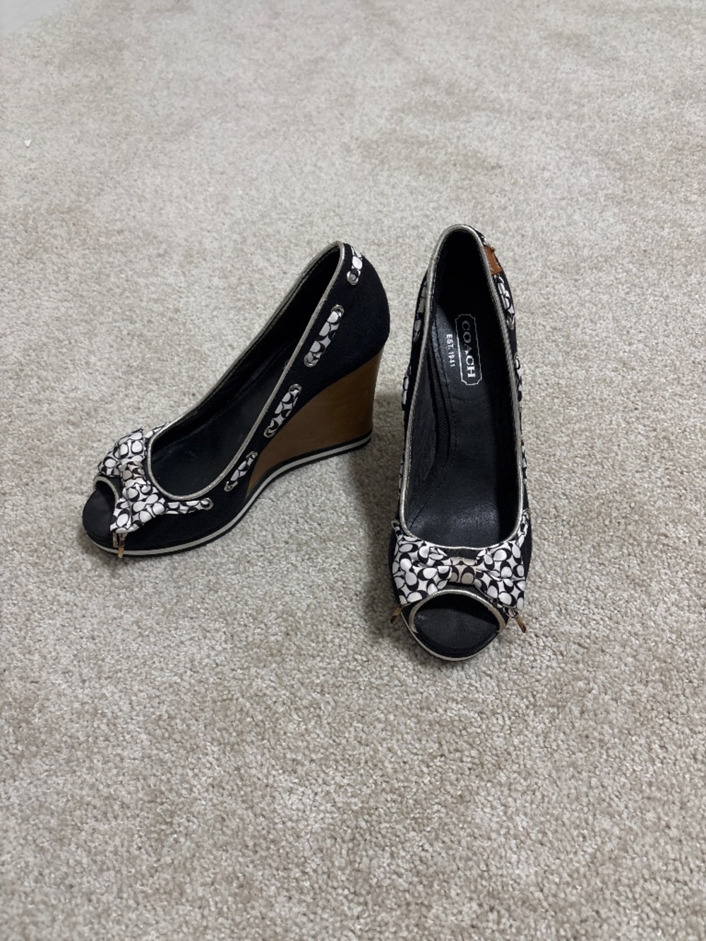 Vintage Y2K Coach "Thalia" Signature Monogram Wedge Heels - Size 6.5